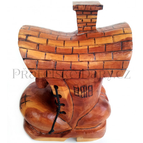 Bota - Originální Dřevěný Domek